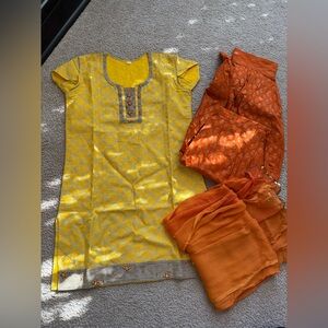 ⭐️ BIG SALE ⭐️ Indian (Desi) Wear for Women/Girls